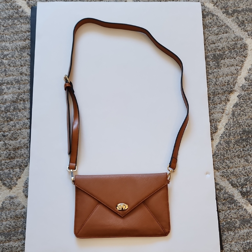 Prive By Sorial Chic Tan Leather Crossbody Bag